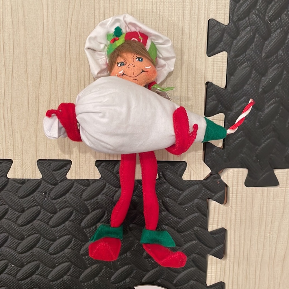 Annalee 9" Decorating Chef Elf with Pastry Bag - Mint - 500912 2012
